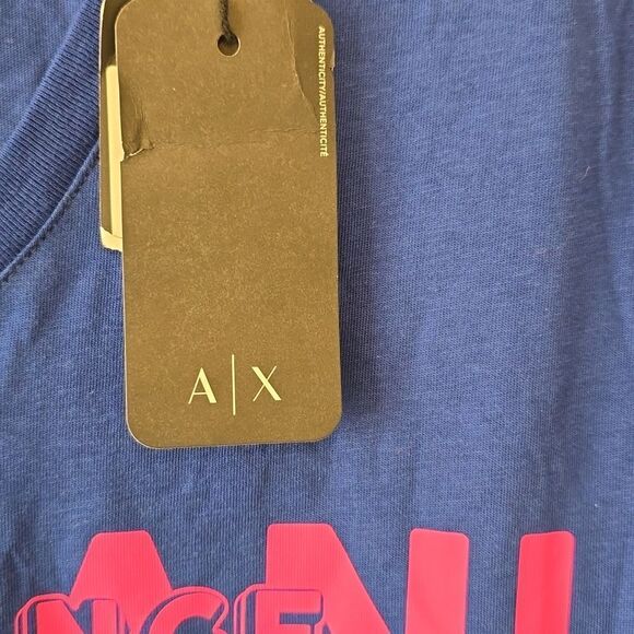 ARMANI EXCHANGE VNECK WOMEN'S TSHIRT SIZE MEDIUM - Picture 3 of 6
